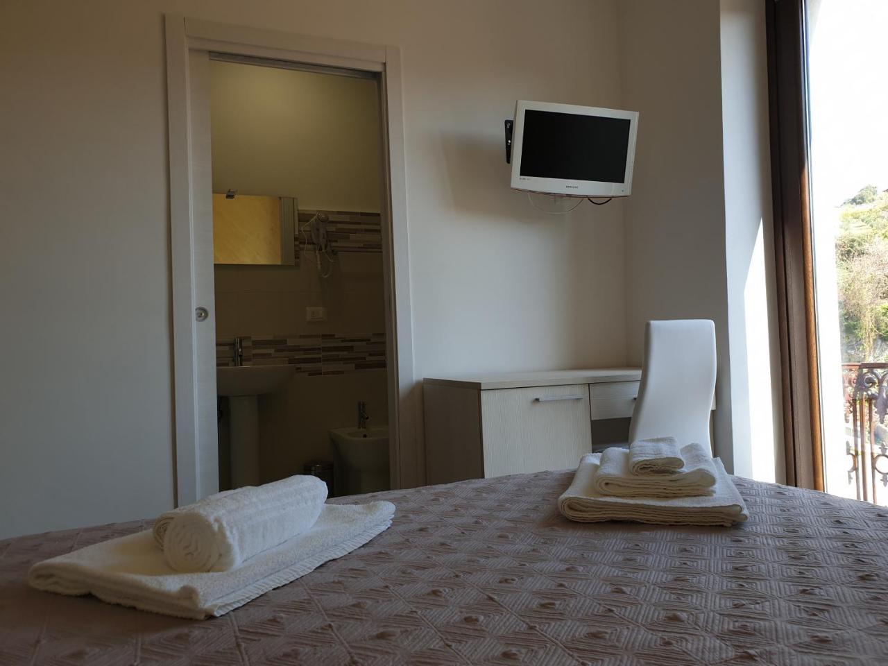 Giò Rooms Scalea Exterior foto